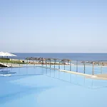 Istion Club & Hotel