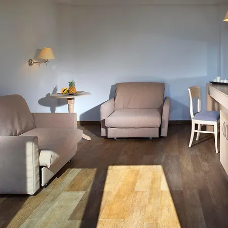 Istion Club & Nea Poteidaia