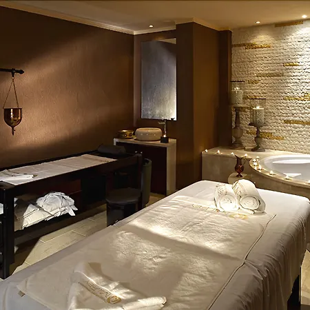 Istion Club & Hotel Nea Poteidaia