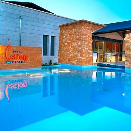 Istion Club & 5*