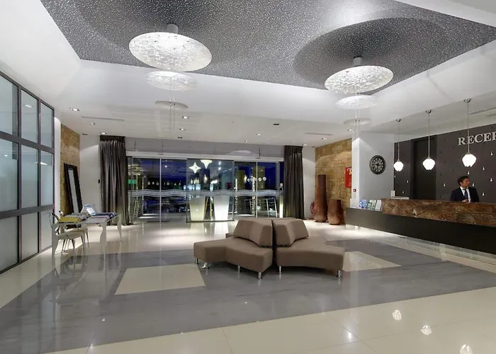 Istion Club & Hotel