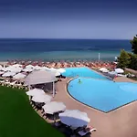 Istion Club & 5* Νέα Ποτίδαια