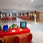 Ξενοδοχείο Istion Club &
