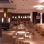 Ξενοδοχείο Istion Club & Νέα Ποτίδαια