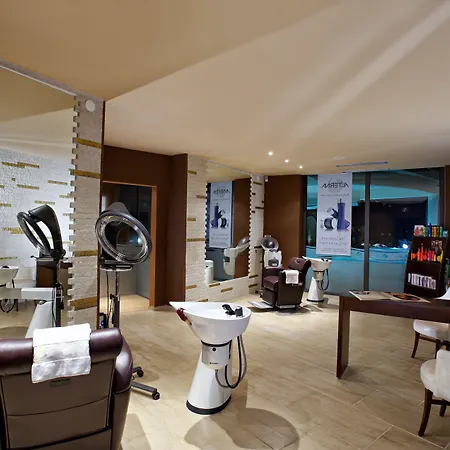 Istion Club & Hotel 5*