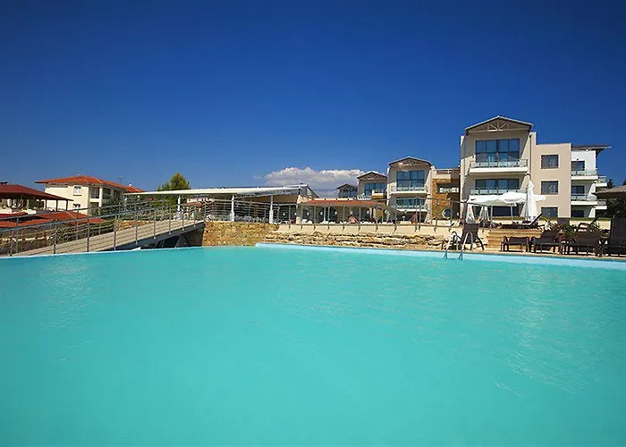 Istion Club & 5* Nea Poteidaia