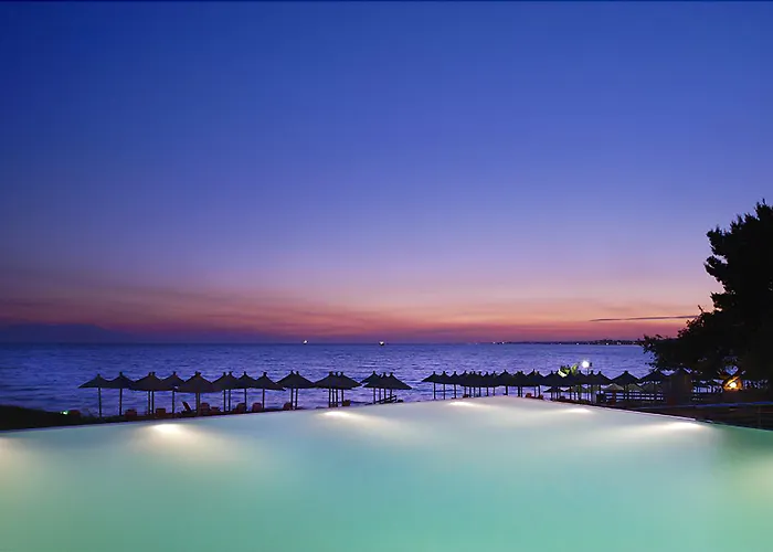Istion Club & Hotel 5*