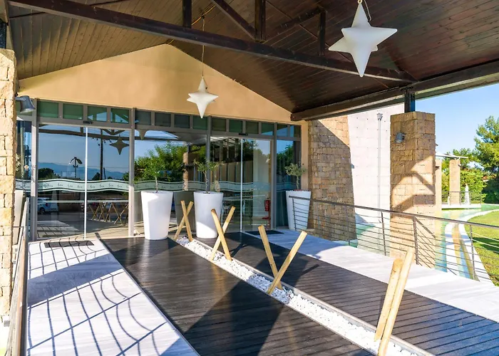 Istion Club & Hotel